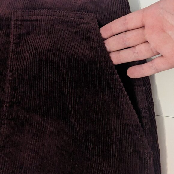 Uniqlo Burgundy Corduroy Mini Skirt - Size 10 - Picture 3 of 5